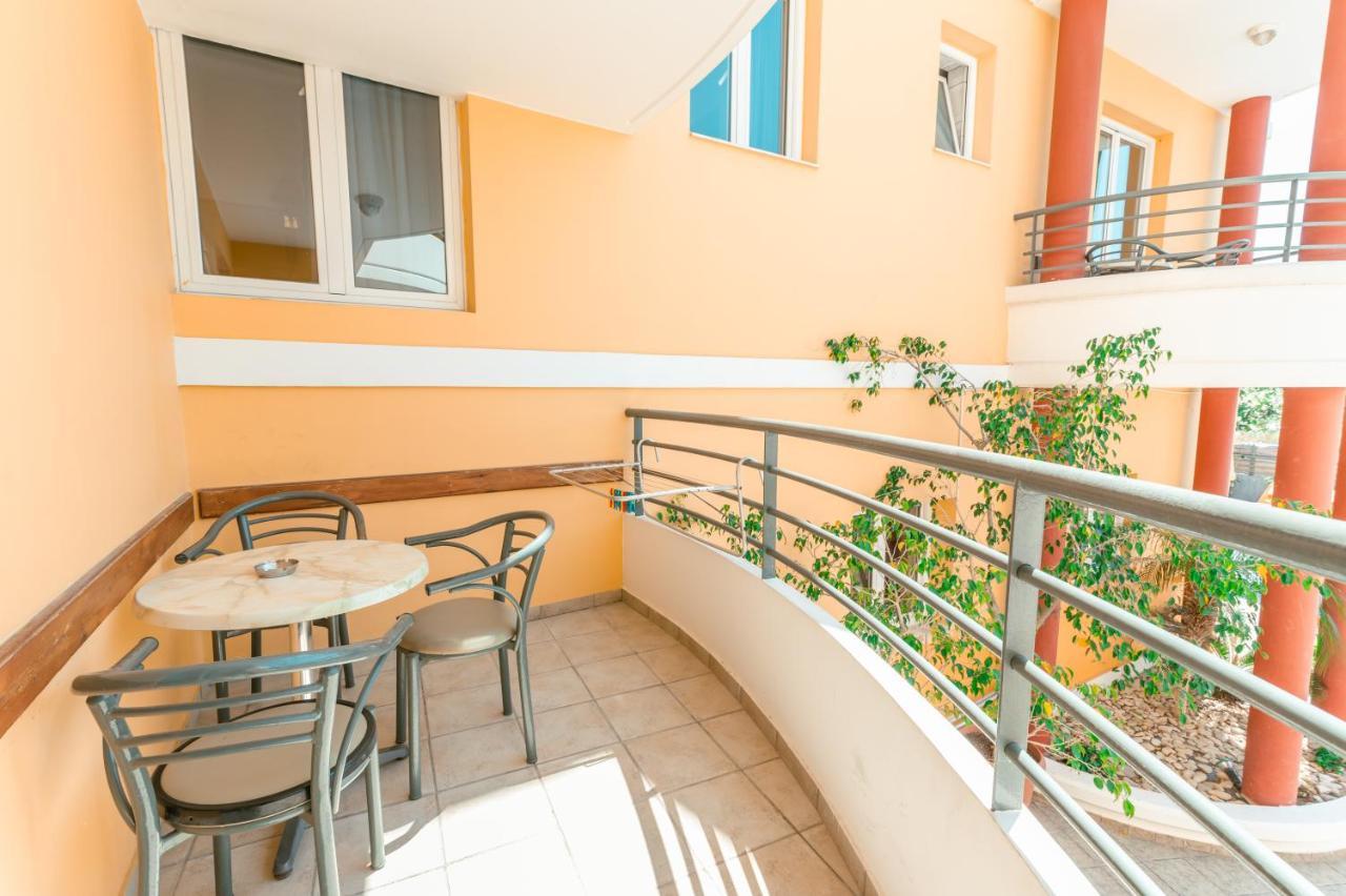 Kos City Apartments Luaran gambar